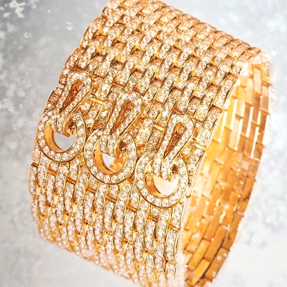 Cartier Other - Cartier Hiver Catalogue Winter 2011.